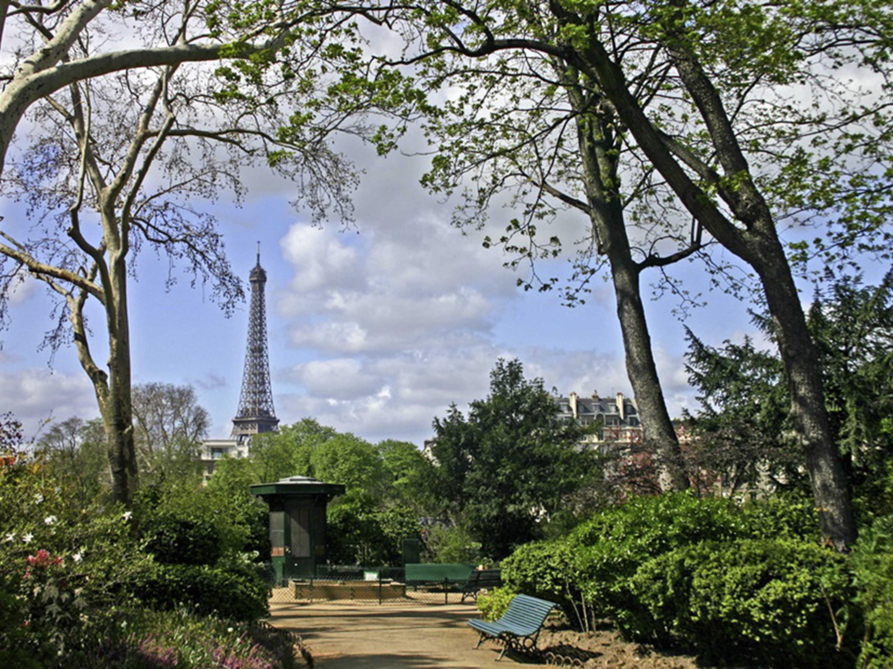 Ibis Paris Tour Eiffel Cambronne 15Eme Hotel Ngoại thất bức ảnh